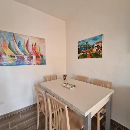 Domo De Mare Apartment *